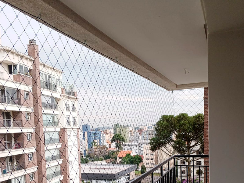 O Valor da Tranquilidade: Por que Investir em Tela de Proteção para Sua Família