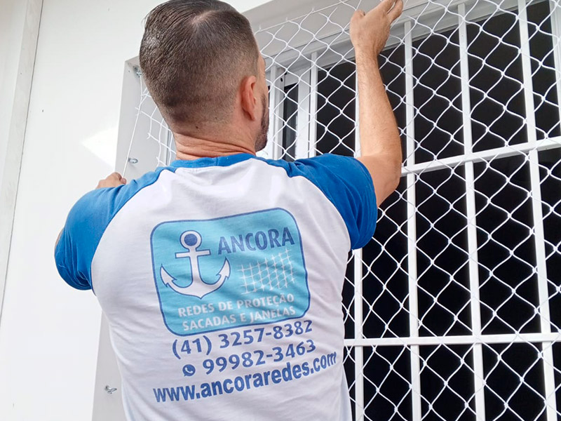 Telas Contra Pombos em Janelas: Descubra as Mais Duráveis e Eficientes para Seu Lar