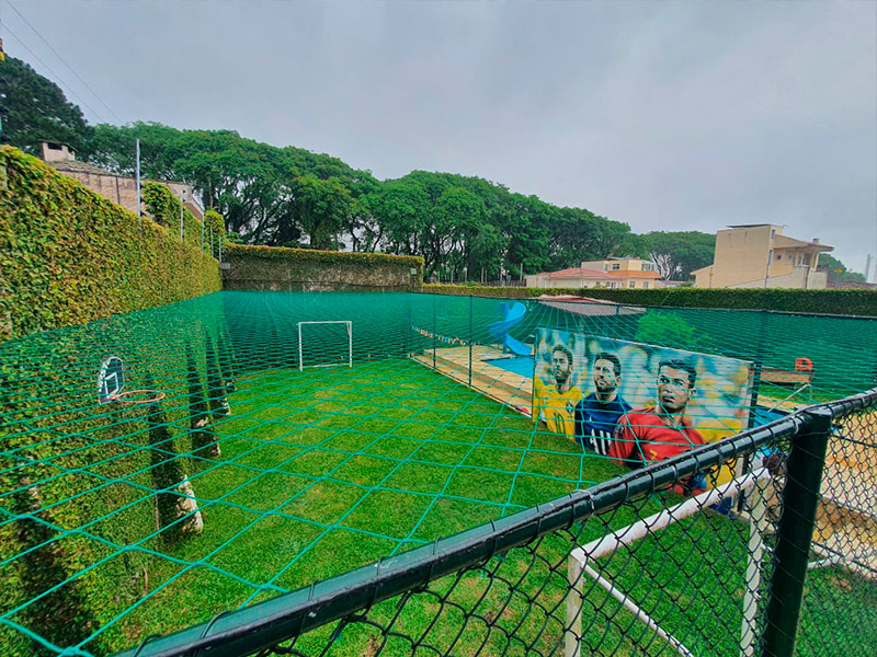 Rede de proteção para quadra esportiva